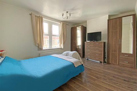 10 Albert Road, Hanham, Bristol, BS15 3QX