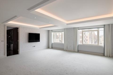 4 bedroom apartment to rent, Mayfair, London W1K