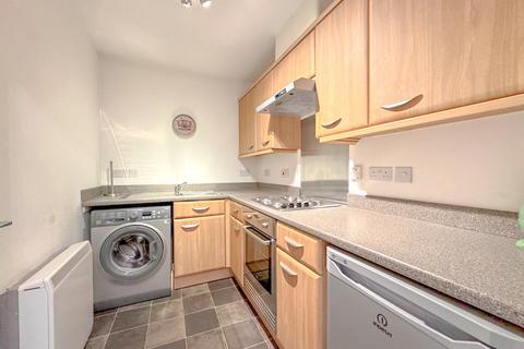 2 bedroom flat to rent, WEST WELLHALL WYND, HAMILTON ML3