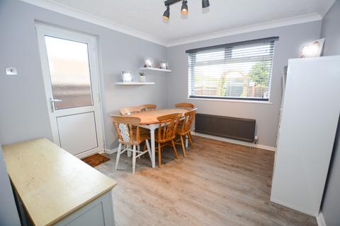 7 Fircroft Close, Worthing, BN13 2HX