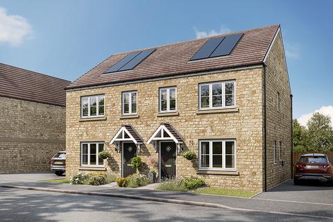 3 bedroom terraced house for sale, Plot 67, The Hazel at Windrush Place, Centenary Way OX29