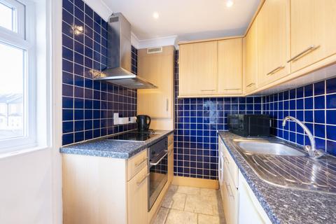 2 bedroom apartment to rent, Haydons Road, London SW19