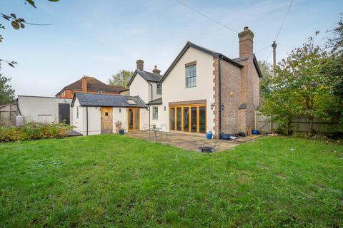 4 bedroom detached house for sale, High Street, Great Missenden HP16