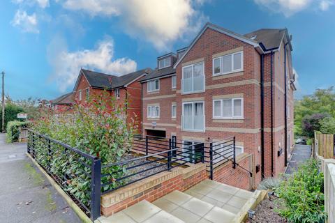 2 bedroom apartment for sale, West Wycombe Road, Buckinghamshire HP12