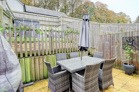 33a Eastern Dene, Hazlemere, High Wycombe, HP15 7BS