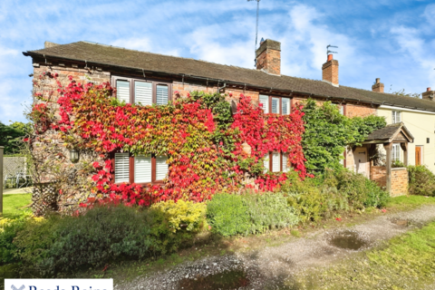 4 bedroom semi-detached house for sale, Moss Lane, Newcastle ST5