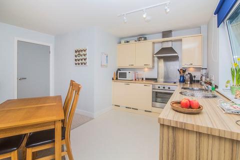 2 bedroom flat to rent, Whym Kibbal Court, Cornwall TR15