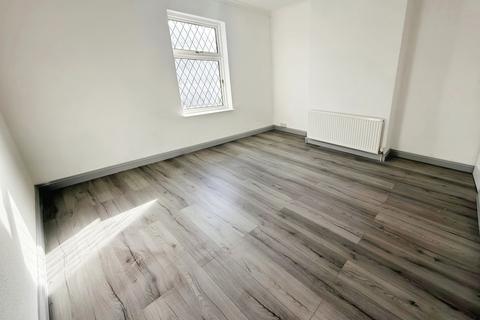 2 bedroom terraced house to rent, Main Street, Rotherham S62