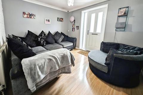 77 James Street, Sheerness, ME12 2PY