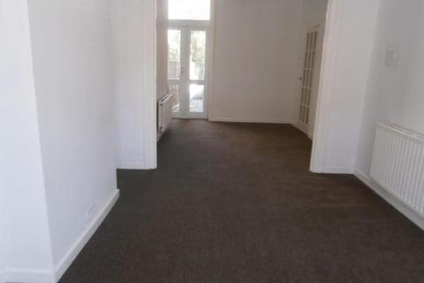 3 bedroom house to rent, London Avenue, Portsmouth PO2