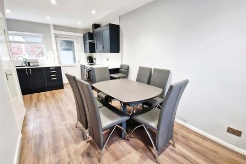 25 Ashawe Terrace, Little Hulton, Manchester, M38 0EW