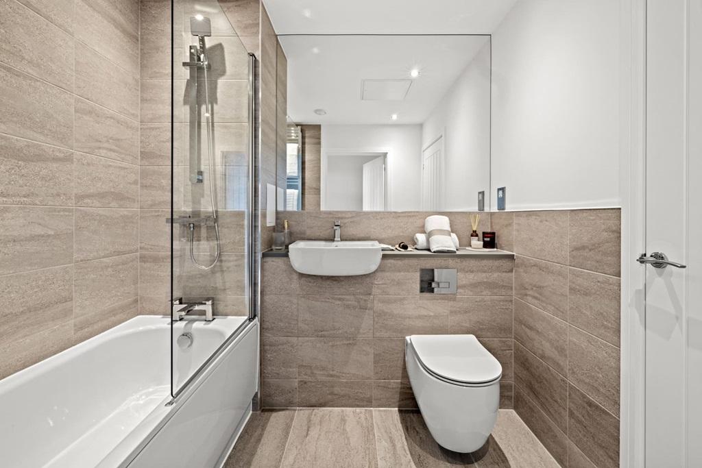 A Taylor Wimpey bathroom is easy to keep clean