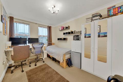 4 bedroom detached house for sale, Hale End Road, London E17