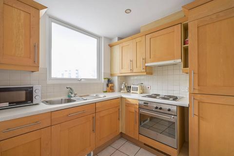 1 bedroom flat to rent, Pierhead Lock, Canary Wharf, London, E14