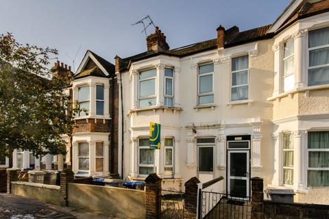 3 bedroom maisonette to rent, Leghorn Road, Kensal Green, London, NW10