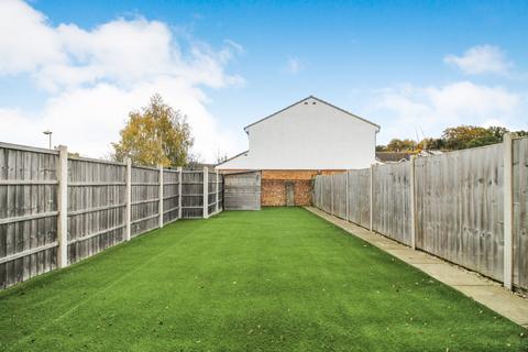 3 bedroom terraced house to rent, Wordsworth Avenue,  Yateley, GU46