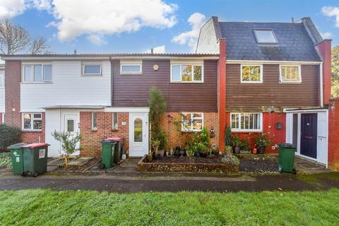 3 bedroom terraced house for sale, Salvington Road, Crawley, West Sussex