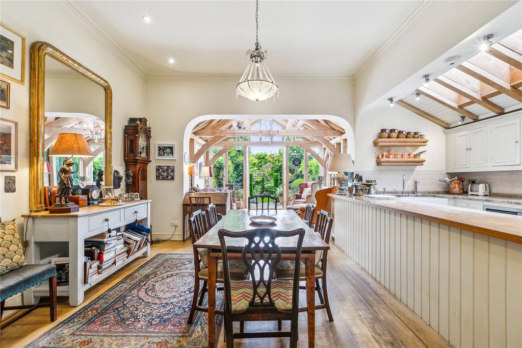 Dining Room/ Kichen