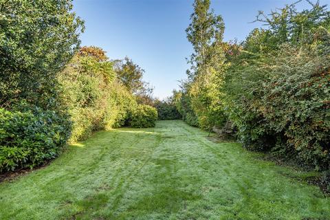 156 Poverest Road, Petts Wood, Orpington, BR5 1GU