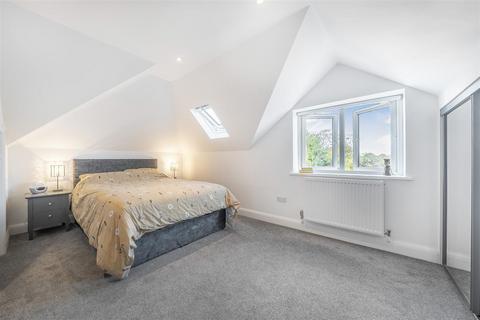 156 Poverest Road, Petts Wood, Orpington, BR5 1GU