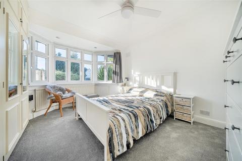 156 Poverest Road, Petts Wood, Orpington, BR5 1GU