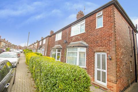 2 bedroom semi-detached house to rent, Devonshire Drive, Stapleford. NG9 8GW