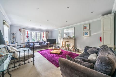 5 bedroom detached house for sale, Hall Place Drive, Weybridge, KT13