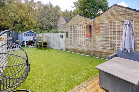 3 bedroom end of terrace house for sale, Wardstone Park, Bracknell RG12