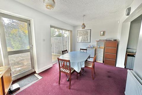 3 bedroom semi-detached house for sale, Kingshill Drive, Harrow HA3