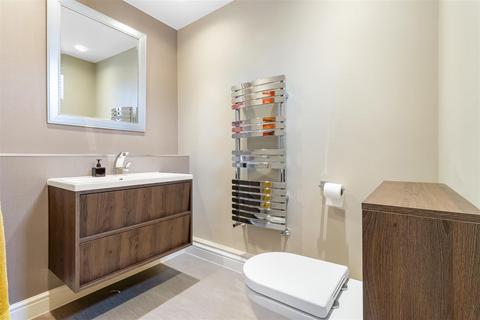 197 Churchgate Road, Cheshunt, Waltham Cross, EN8 9EJ