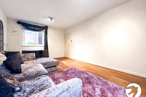 2 bedroom flat to rent, Cleanthus Close, London, SE18