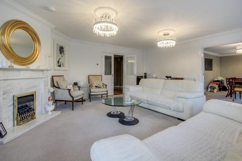 3 bedroom apartment for sale, Symphony Court, Birmingham, West Midlands