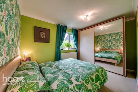 40 Barwell Way, Witham, CM8 2TY