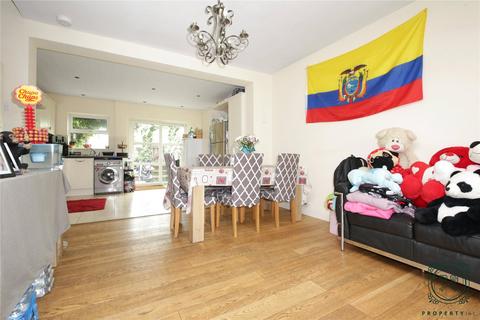 3 bedroom terraced house for sale, Oakleigh Road North, London, N20