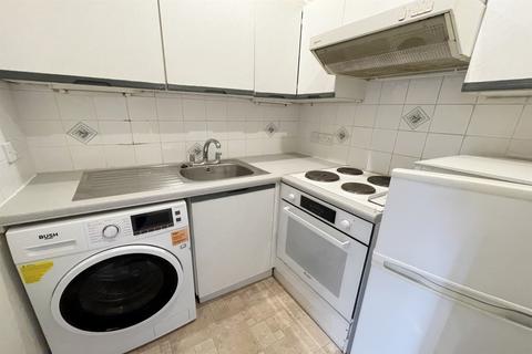 1 bedroom flat to rent, Winchester City Centre