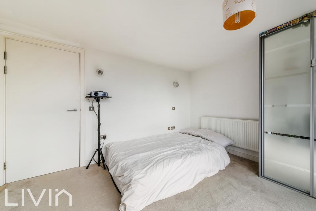 Centrillion point, flat 161 3