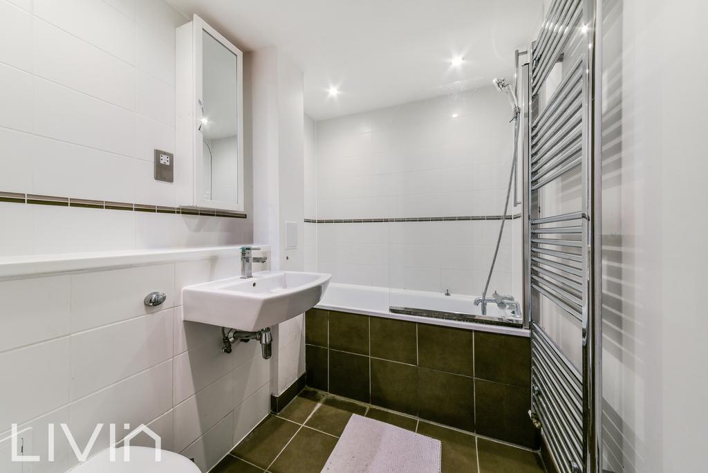 Centrillion point, flat 161 5