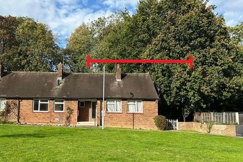 1 bedroom bungalow for sale, 14 Chestnut Close, Bishops Stortford, Hertfordshire, CM23 3SY