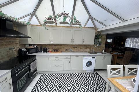 6 Cheapside West, Rayleigh, SS6 9BY