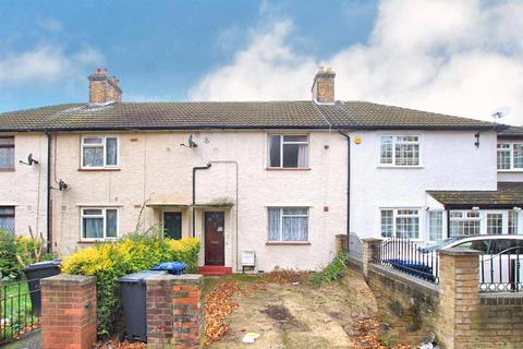 3 bedroom terraced house for sale, West Avenue, Southall UB1