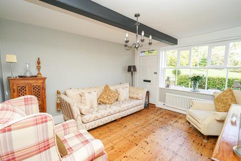 3 bedroom character property for sale, Heath Green, Heath And Reach, Leighton Buzzard