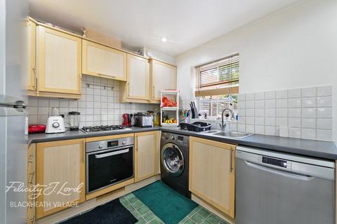 4 Howerd Way, London, SE18 4PY