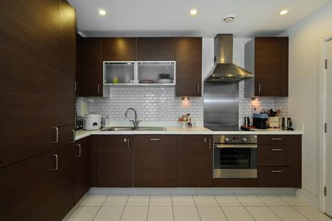 2 bedroom flat for sale, Wilson Tower, London E1