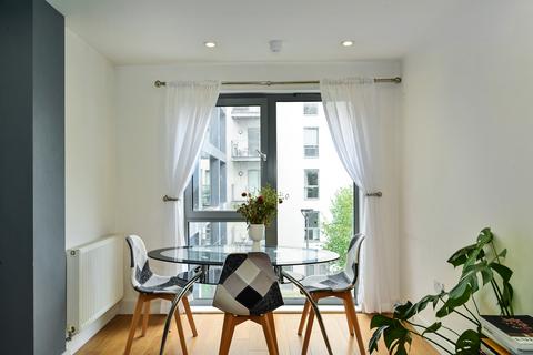 2 bedroom flat for sale, Wilson Tower, London E1