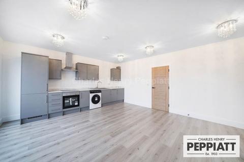 2 bedroom apartment for sale, Bush Close, Newbury Park, IG2