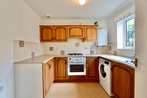 3 bedroom terraced house for sale, St. Andrews Drive, Pontllanfraith, NP12