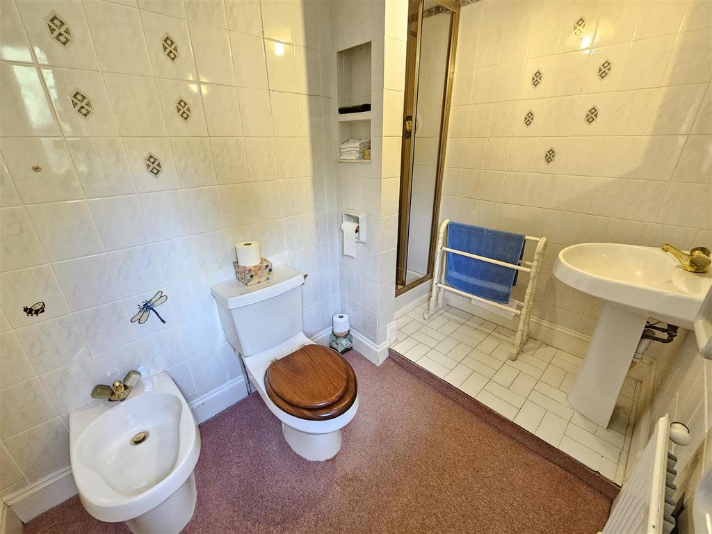 En Suite.jpg