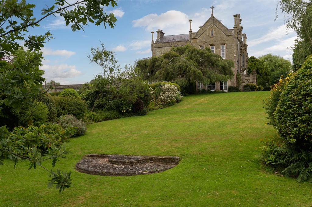 West Priory EDIT-9.jpg