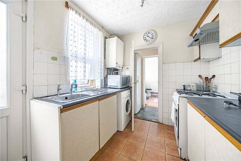 3 bedroom terraced house for sale, Desborough Avenue, High Wycombe, Buckinghamshire