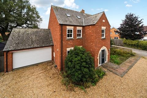5 bedroom detached house for sale, Newark Road, North Hykeham, Lincoln, Lincolnshire, LN6